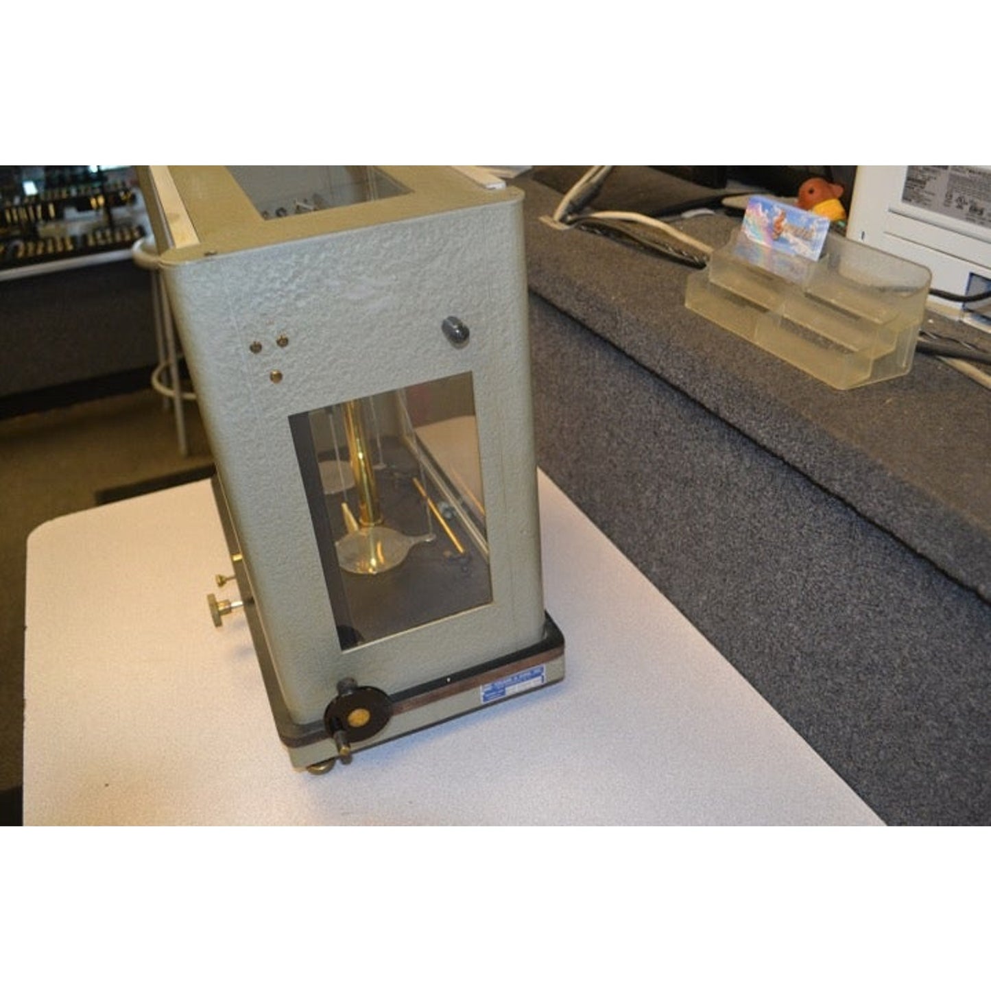 Voland & Sons 220-D Analytical Balance Scale